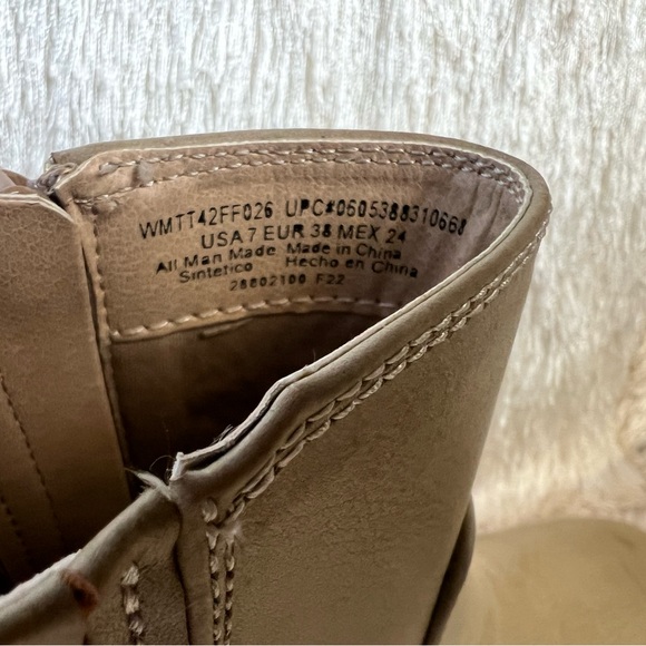 NWOT TIME and TRU Memory Foam Tan Waterproof Boots - Picture 15 of 15